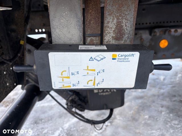 Iveco EUROCARGO 120E25 KONTENER + WINDA - 7