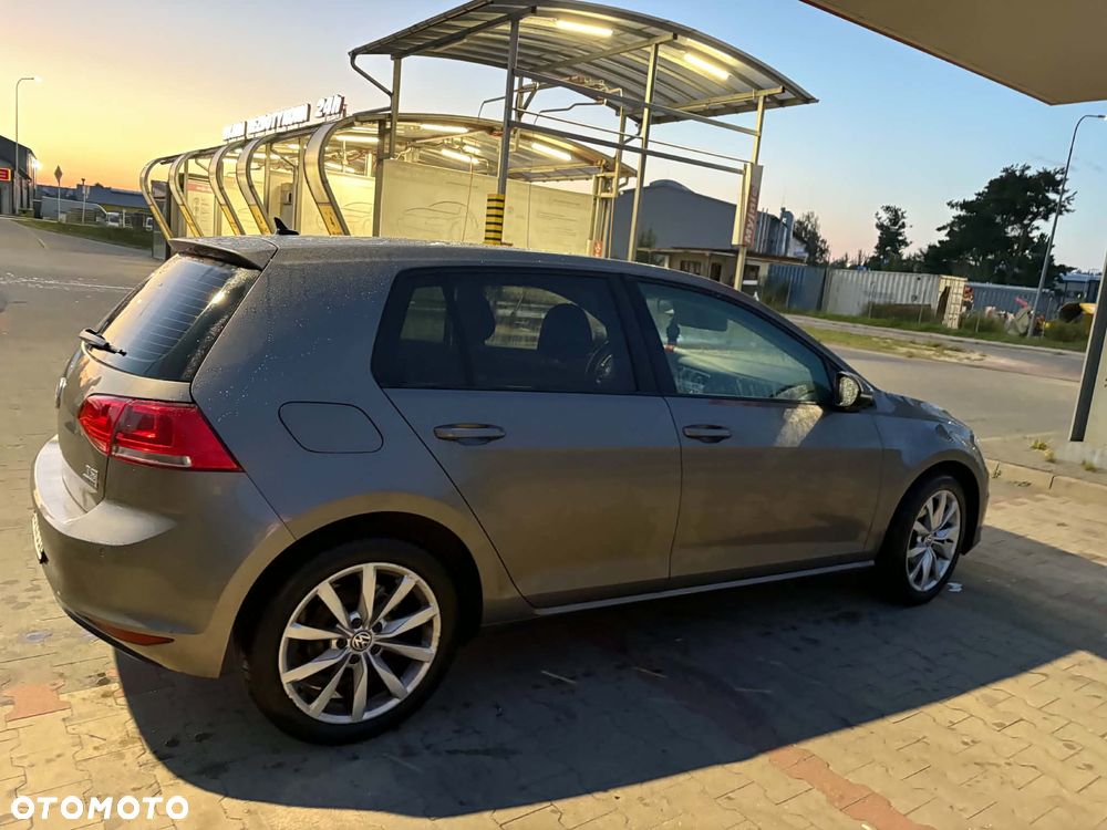 Volkswagen Golf 1.2 TSI BMT Trendline - 5