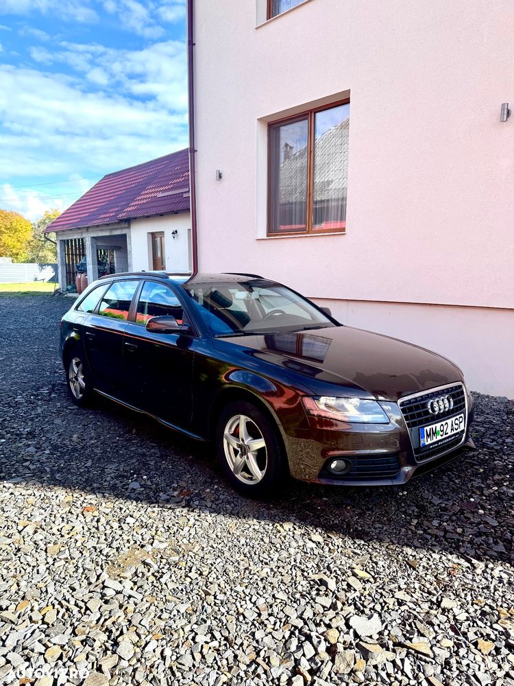 Audi A4 - 4