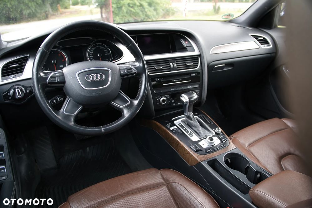 Audi A4 Allroad 2.0 TDI DPF S tronic - 33