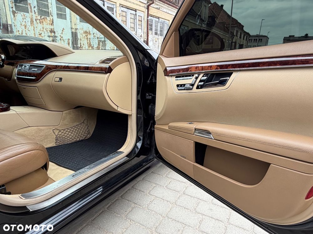 Mercedes-Benz Klasa S 63 AMG 7G-TRONIC - 25