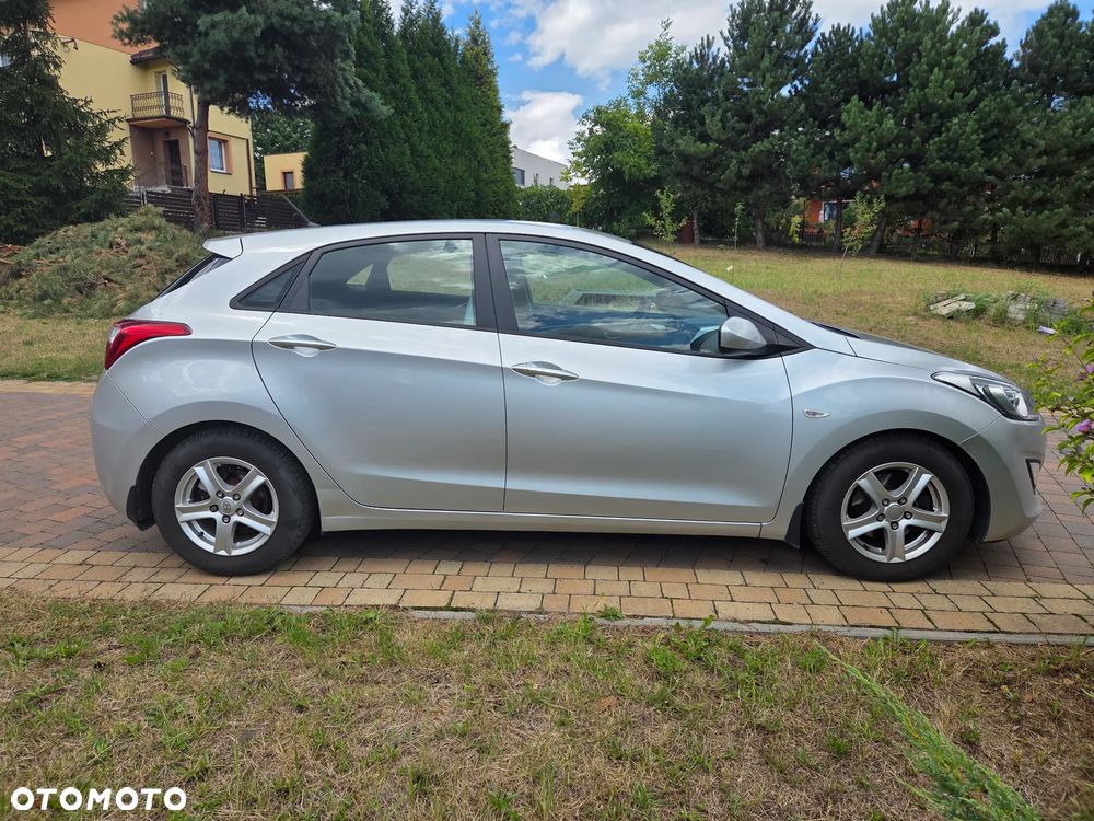 Hyundai i30 1.4 Classic + - 4