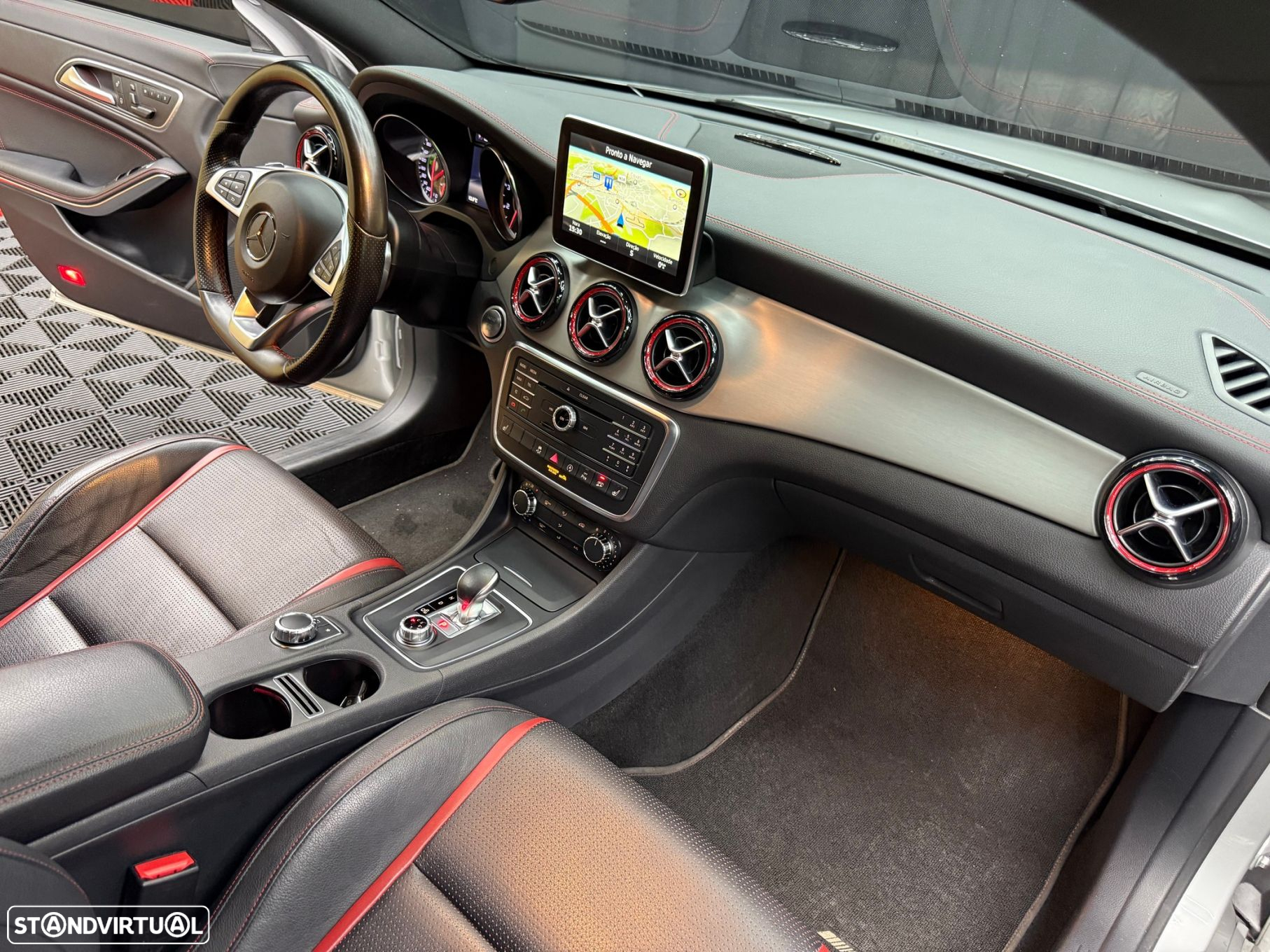Mercedes-Benz CLA 45 AMG Shooting Brake 4-Matic - 38
