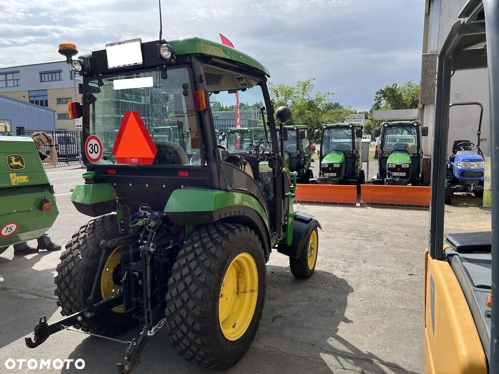 John Deere 2038R - 3