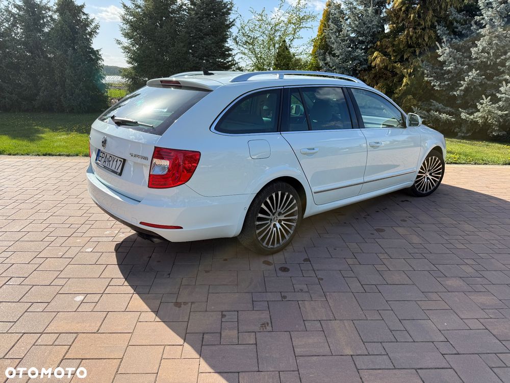 Skoda Superb 2.0 TSI L&K DSG - 6