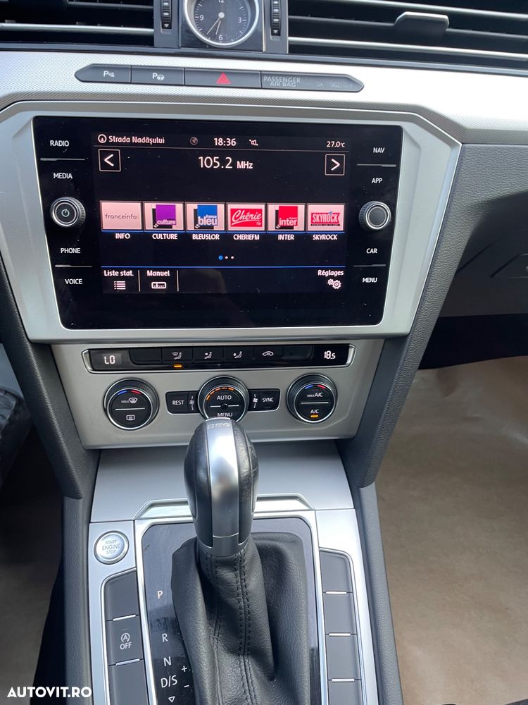 Volkswagen Passat Variant 1.6 TDI (BlueMotion Technology) DSG Trendline - 11