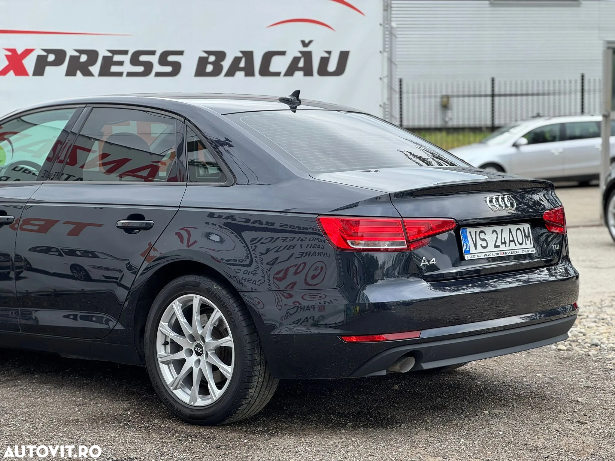 Audi A4 Avant 2.0 TDI Multitronic - 22