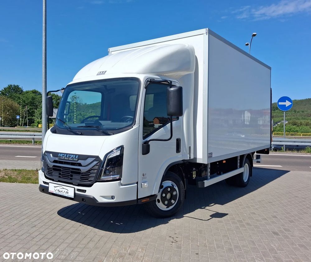 Isuzu M27H kontener z windą - 4