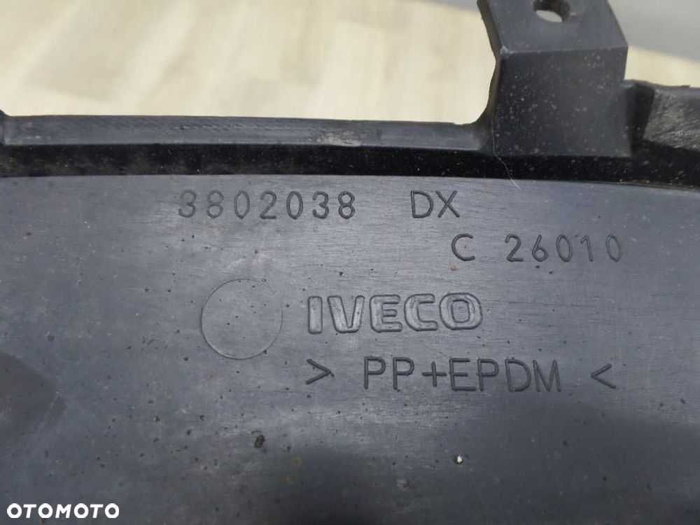 IVECO DAILY IV 06-11 LISTWA SIERP BLOTNIKA PRAWY 3802038 DX - 15