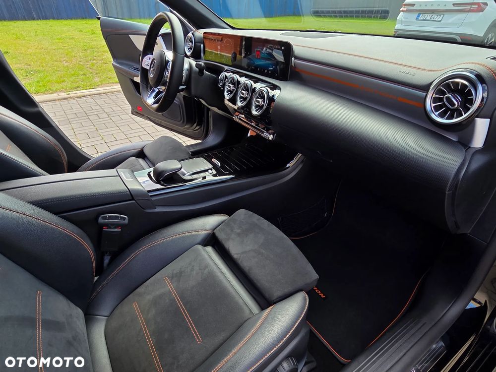 Mercedes-Benz CLA 200 d 8G-DCT Edition 2020 - 21