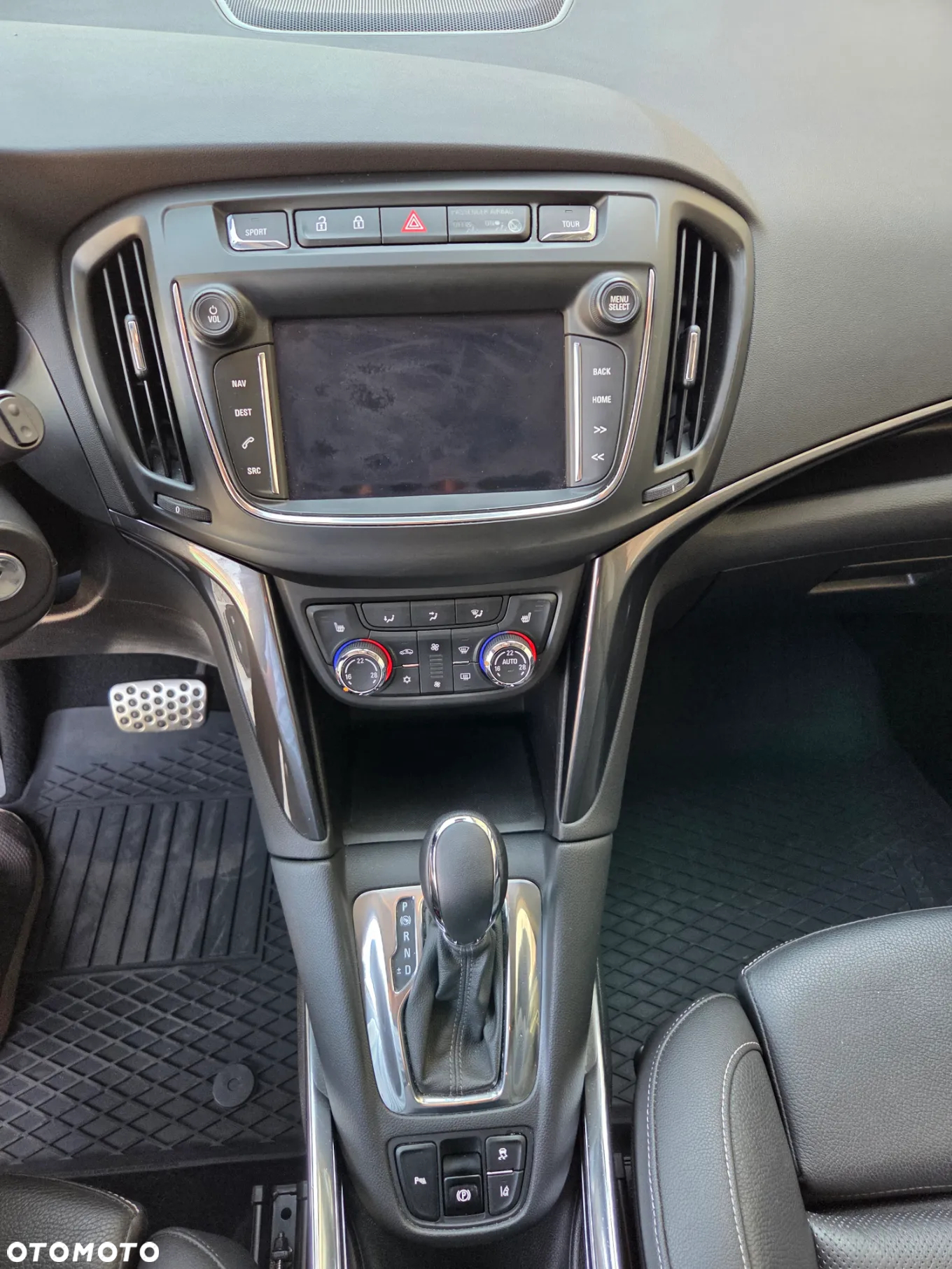 Opel Zafira Tourer 1.6 SIDI Turbo Innovation - 17