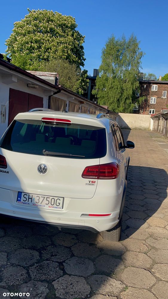 Volkswagen Tiguan - 2