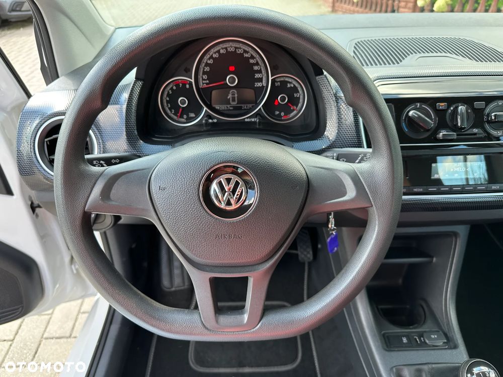 Volkswagen up! - 8