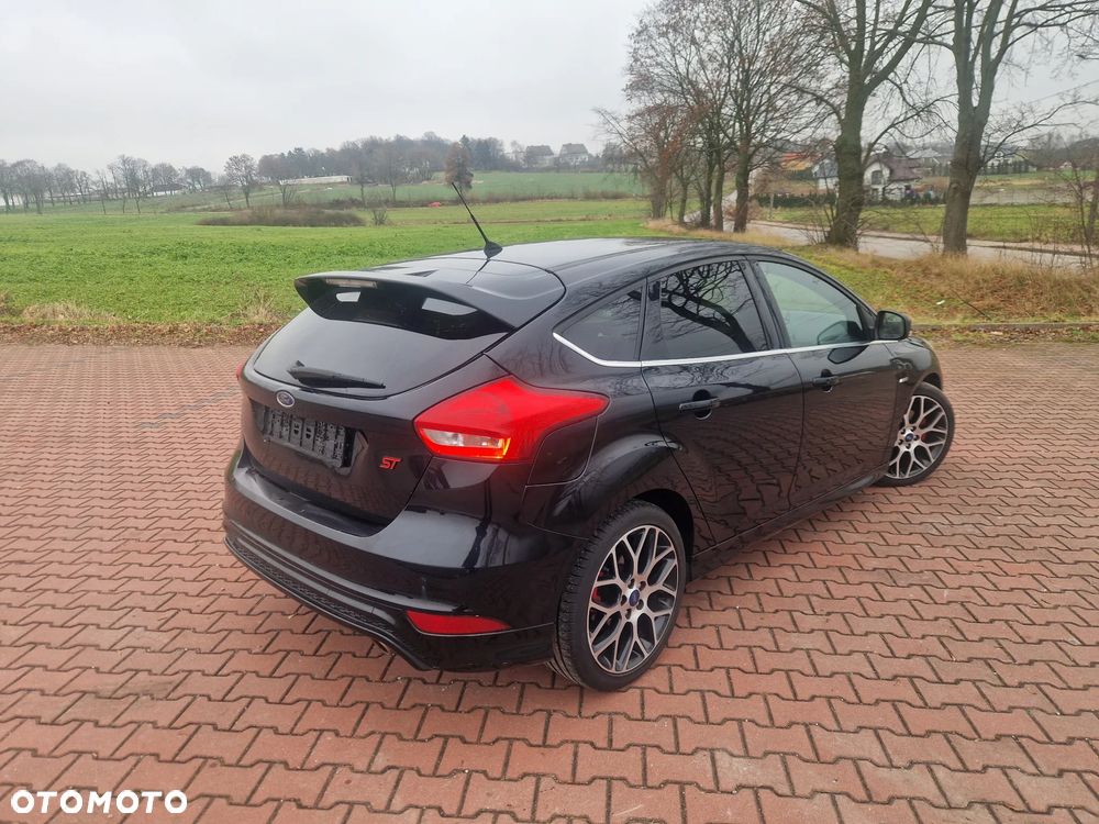 Ford Focus 2.0 TDCi ST-Line ASS - 3