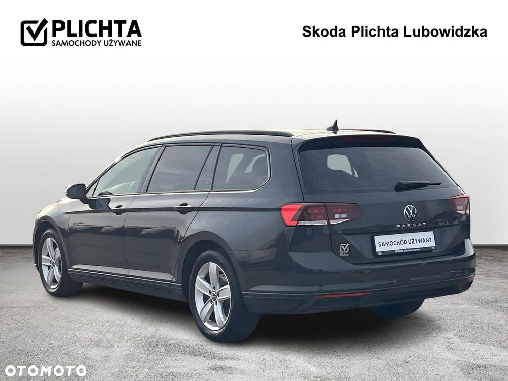 Volkswagen Passat - 3