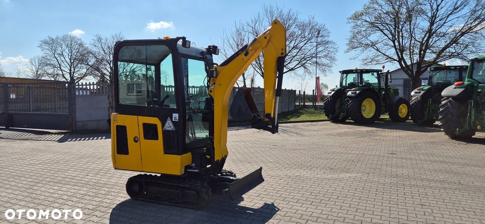 JCB 15C-1 - 4