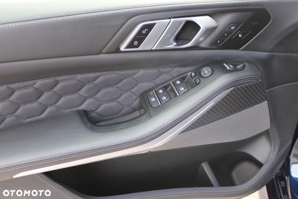 BMW X5 M Competition - 18