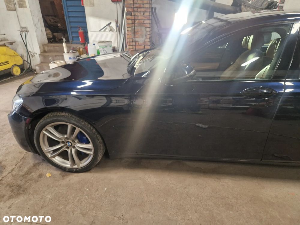 BMW Seria 7 740Li - 33