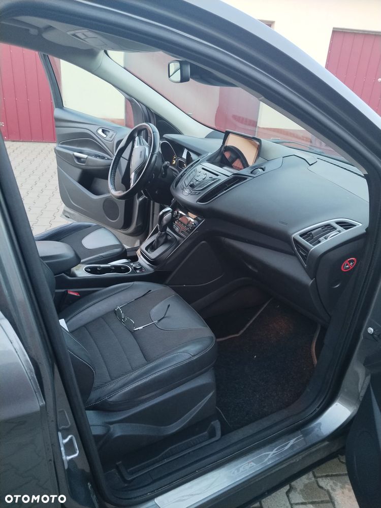 Ford Kuga 2.0 TDCi 4WD Titanium - 24