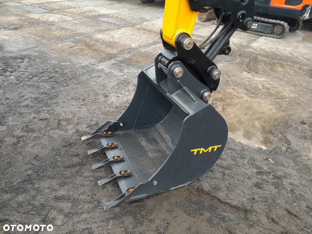 JCB 86C-12018R 8 TON - 17