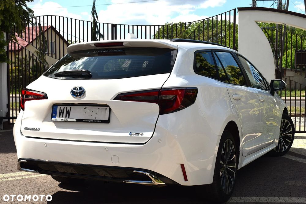 Toyota Corolla 1.8 Hybrid Style - 17