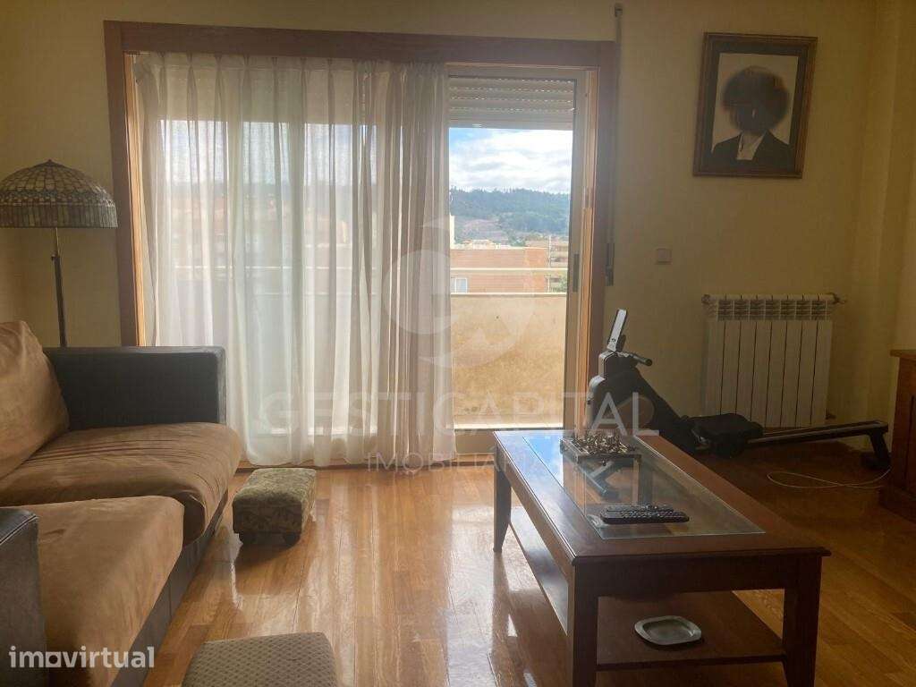 Apartamento T3 com Suite, 2 Varandas e Garagem para 2 Carros  em linha - Grande imagem: 3/31