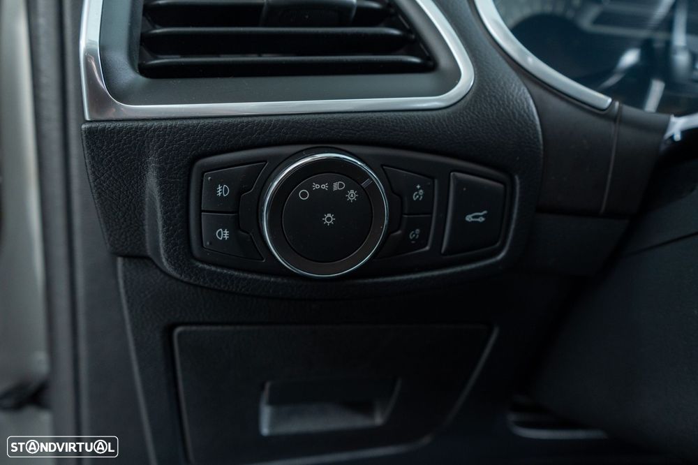 Ford S-Max 2.0 TDCi Titanium - 25