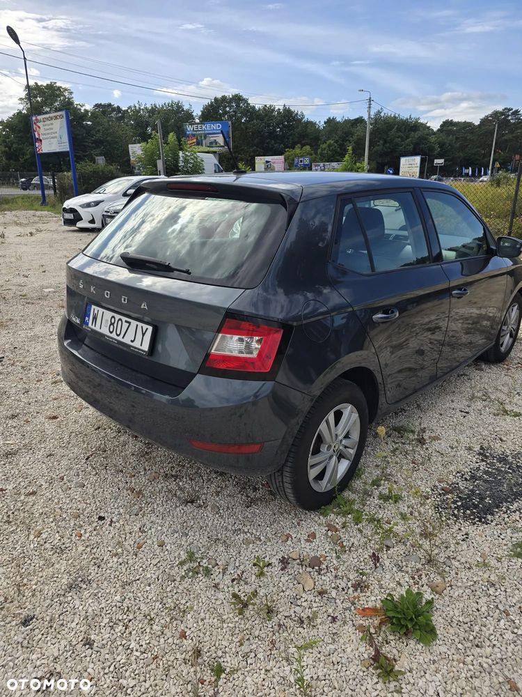 Skoda Fabia 1.0 Active - 4