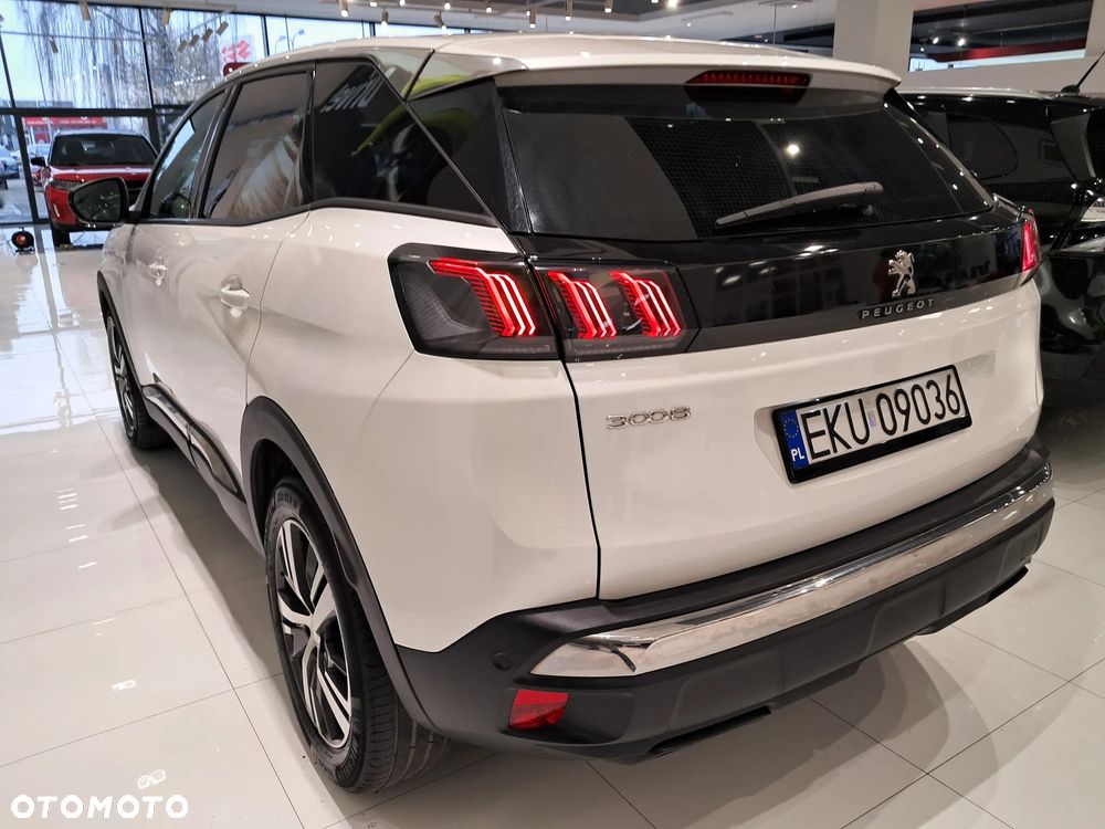 Peugeot 3008 1.2 PureTech Allure Pack S&S EAT8 - 5