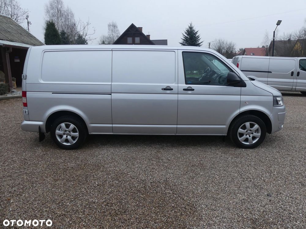 Volkswagen Transporter - 4