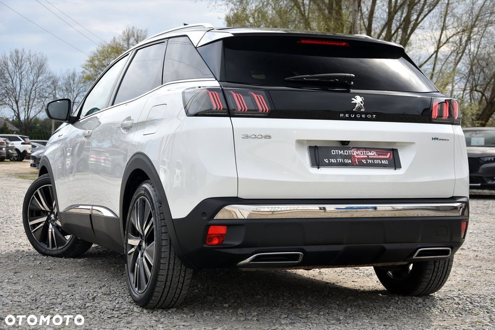 Peugeot 3008 1.6 PureTech HYbrid4 GT Line S&S EAT8 - 4