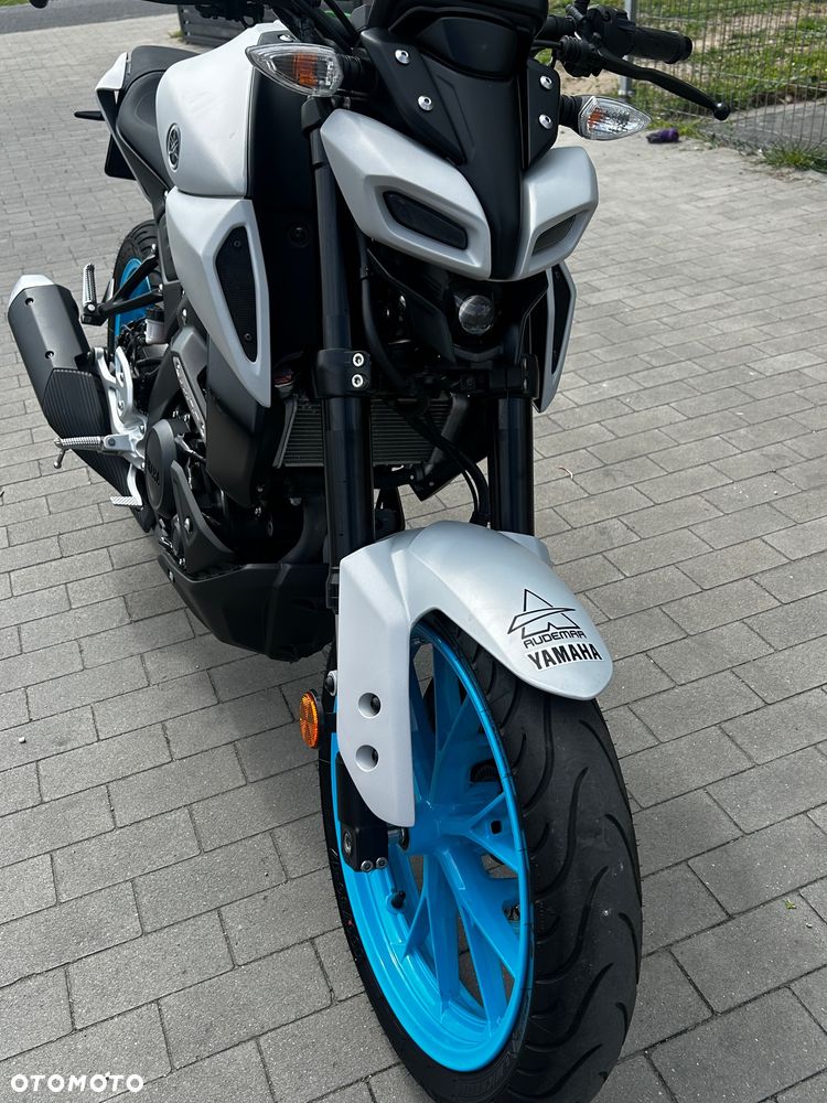 Yamaha MT - 17