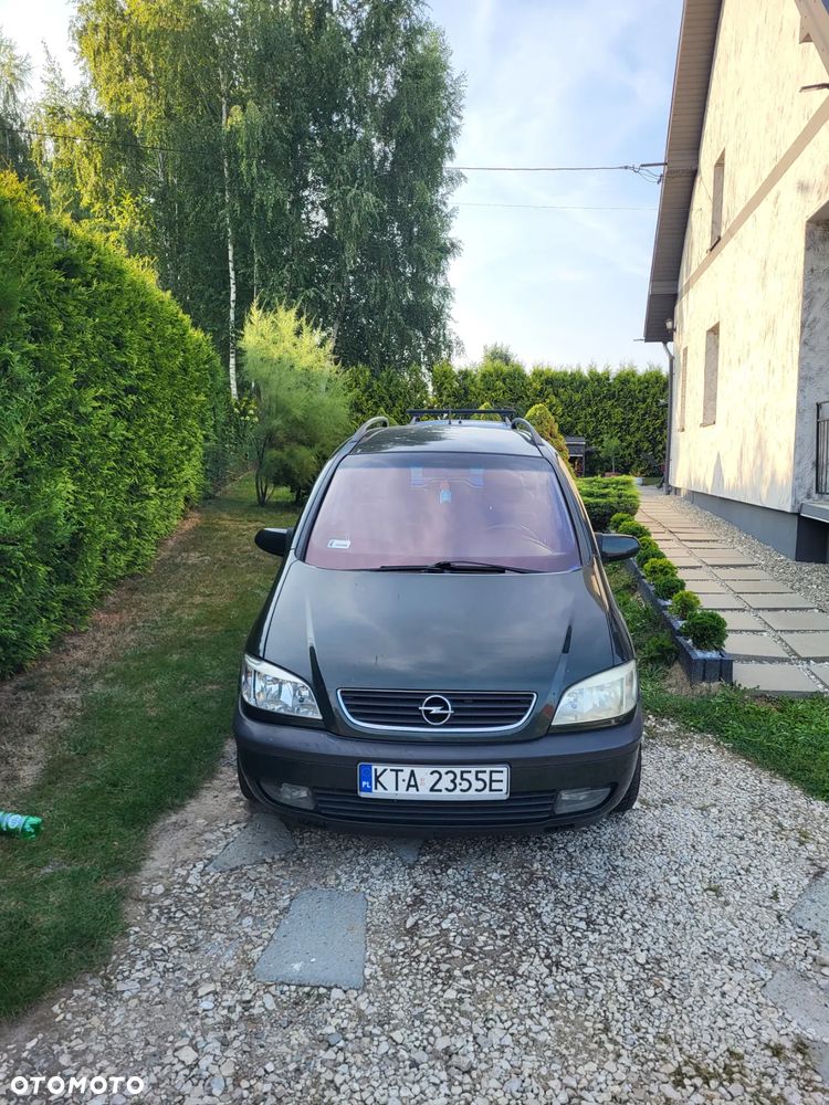 Opel Zafira - 1