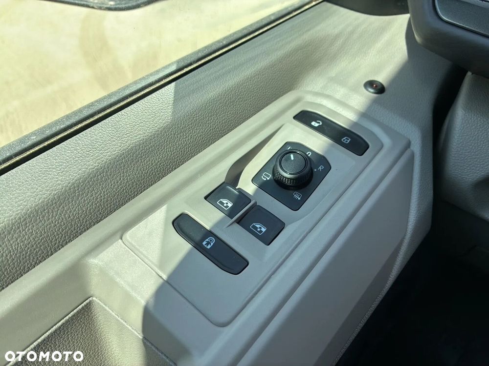 Volkswagen california Beach 4MOTION/Hybryda PHEV 1.5 TSI 245KM DSG - 40