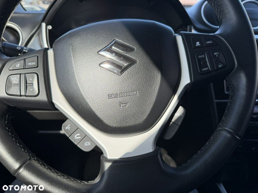 Suzuki Vitara - 12