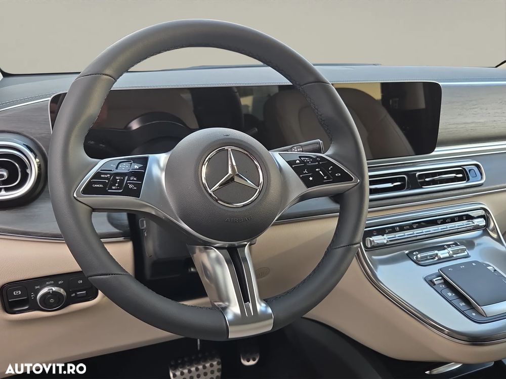 Mercedes-Benz V 300 d Extralang 4Matic 9G-TRONIC Exclusive - 10