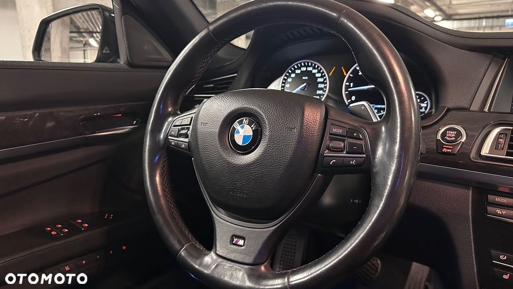 BMW Seria 7 740d xDrive - 36