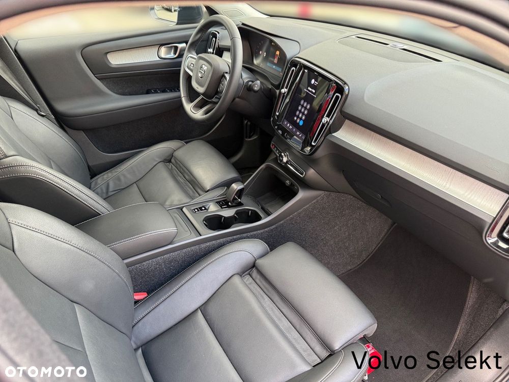 Volvo XC 40 - 23