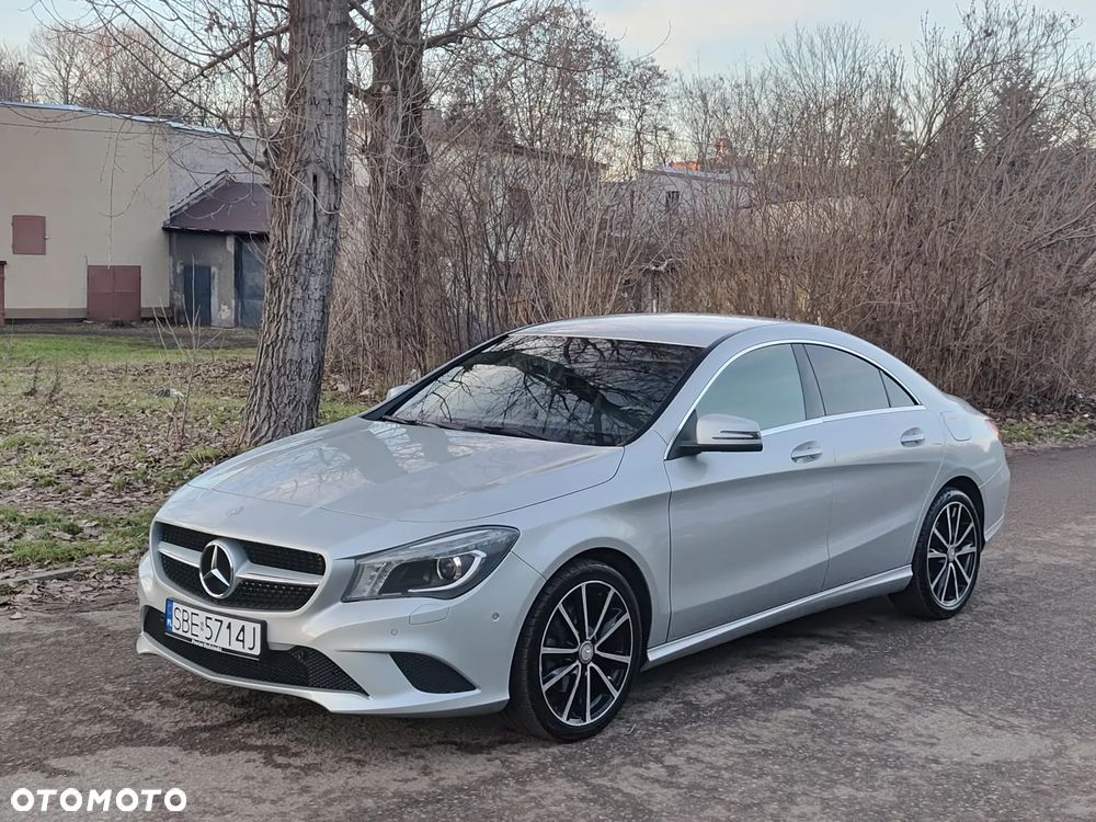 Mercedes-Benz CLA 180 UrbanStyle Edition - 2