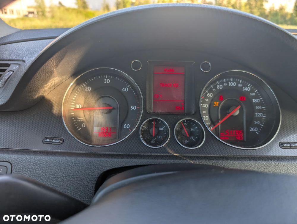 Volkswagen Passat 1.9 TDI Comfortline - 8