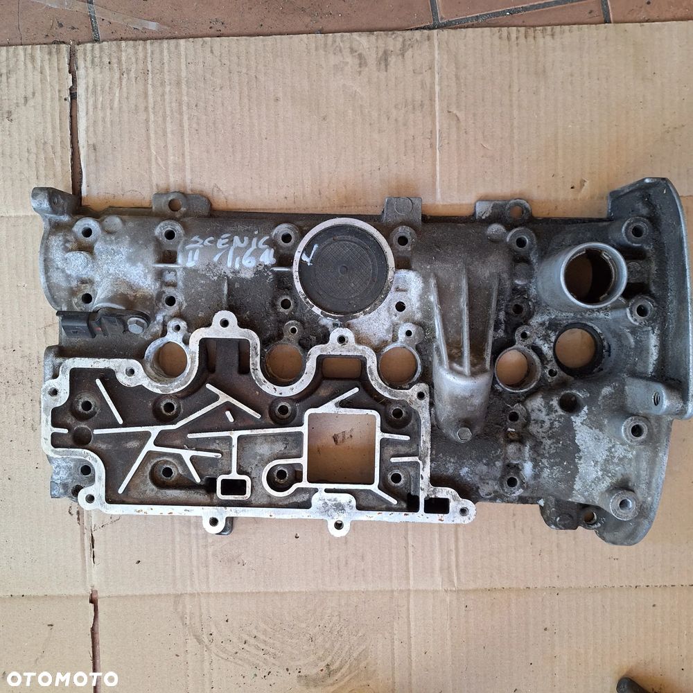 POKRYWA ZAWOROW SCENIC II 1.6 - 2