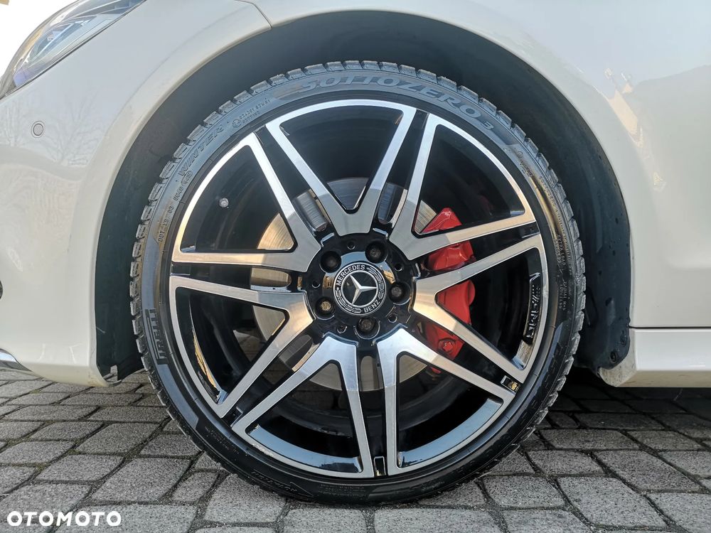 Mercedes-Benz CLS 350 d 4-Matic - 37