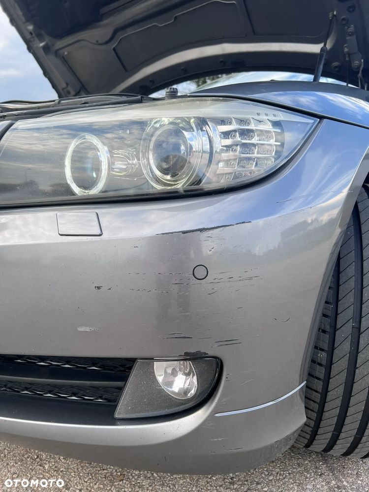 BMW Seria 3 320i - 25