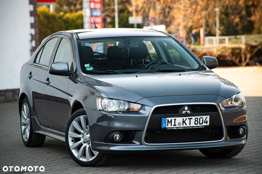 Mitsubishi Lancer 1.8 CVT Intense - 13
