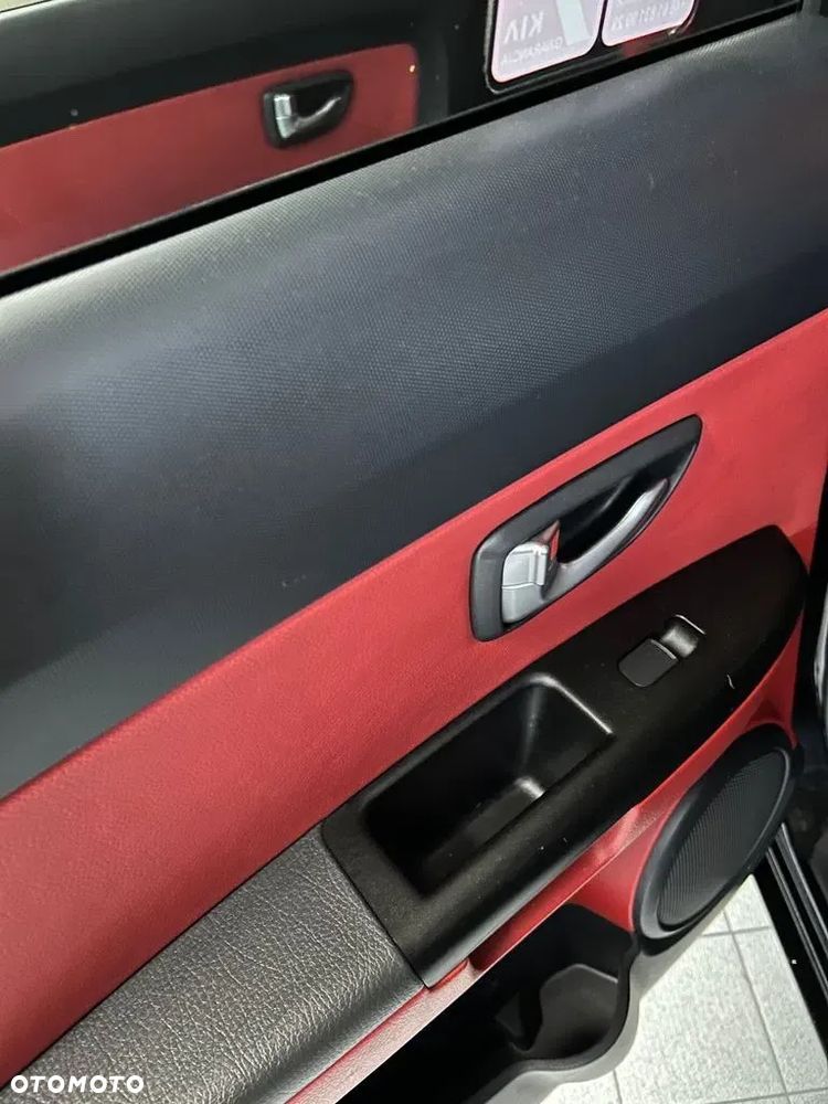 Kia Soul 1.6 GDI L - 12