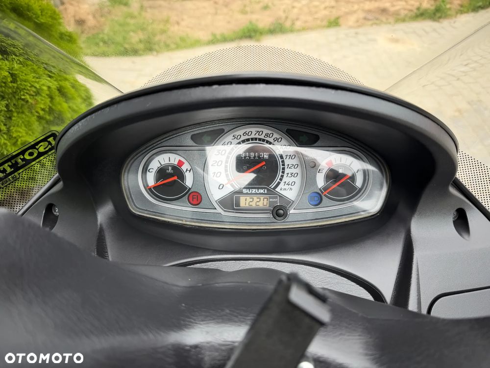 Suzuki Burgman - 25