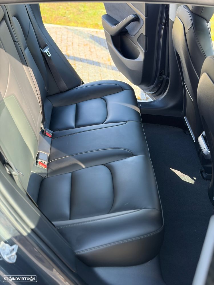Tesla Model 3 Standard Range Plus RWD - 44