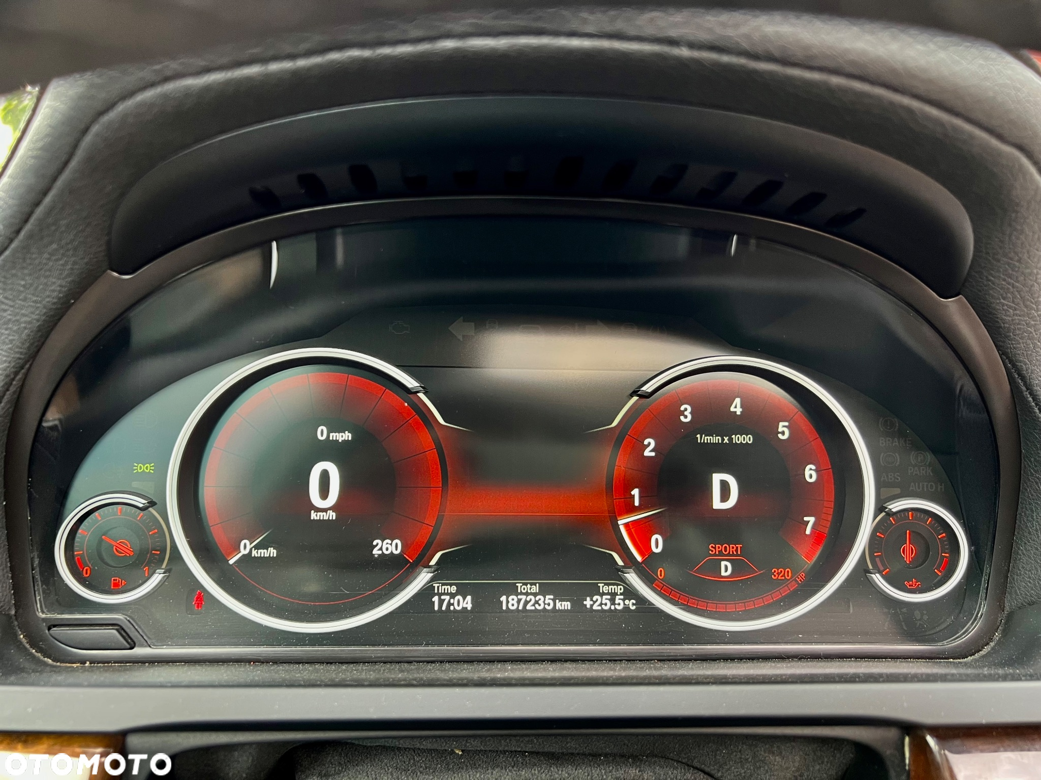 BMW Seria 7 740Li - 27