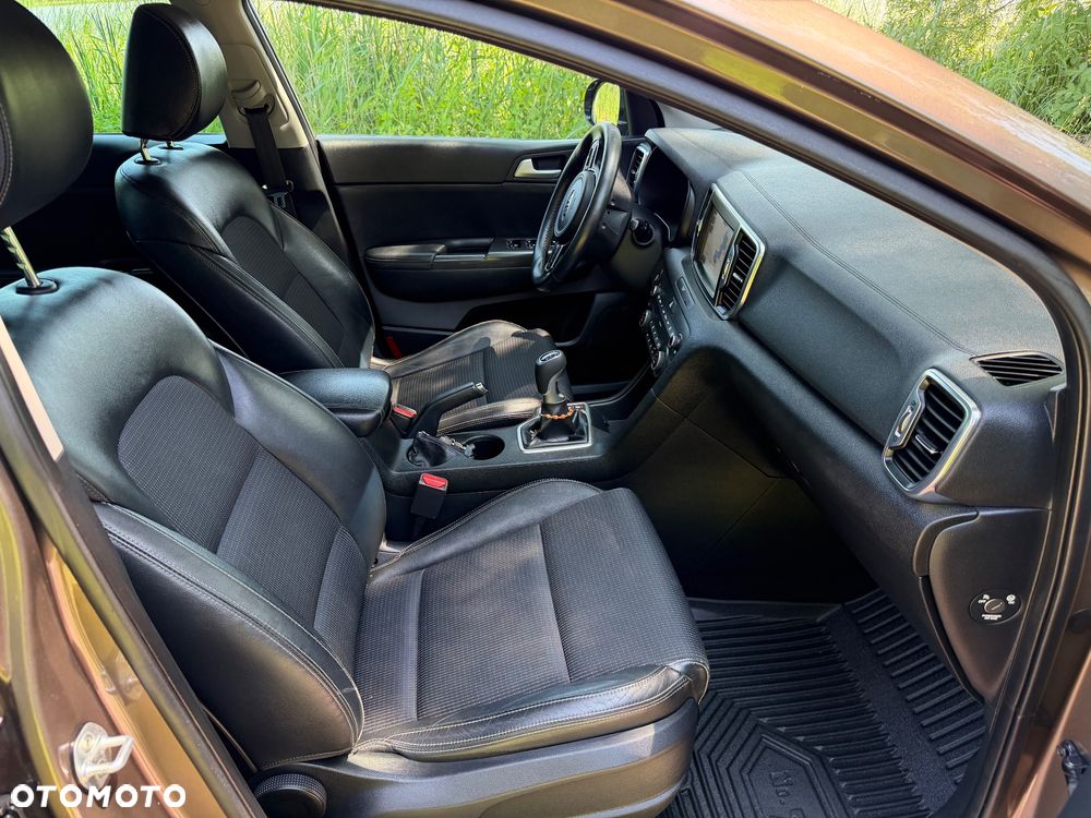 Kia Sportage 2,0 CRDI 2WD Vision - 11