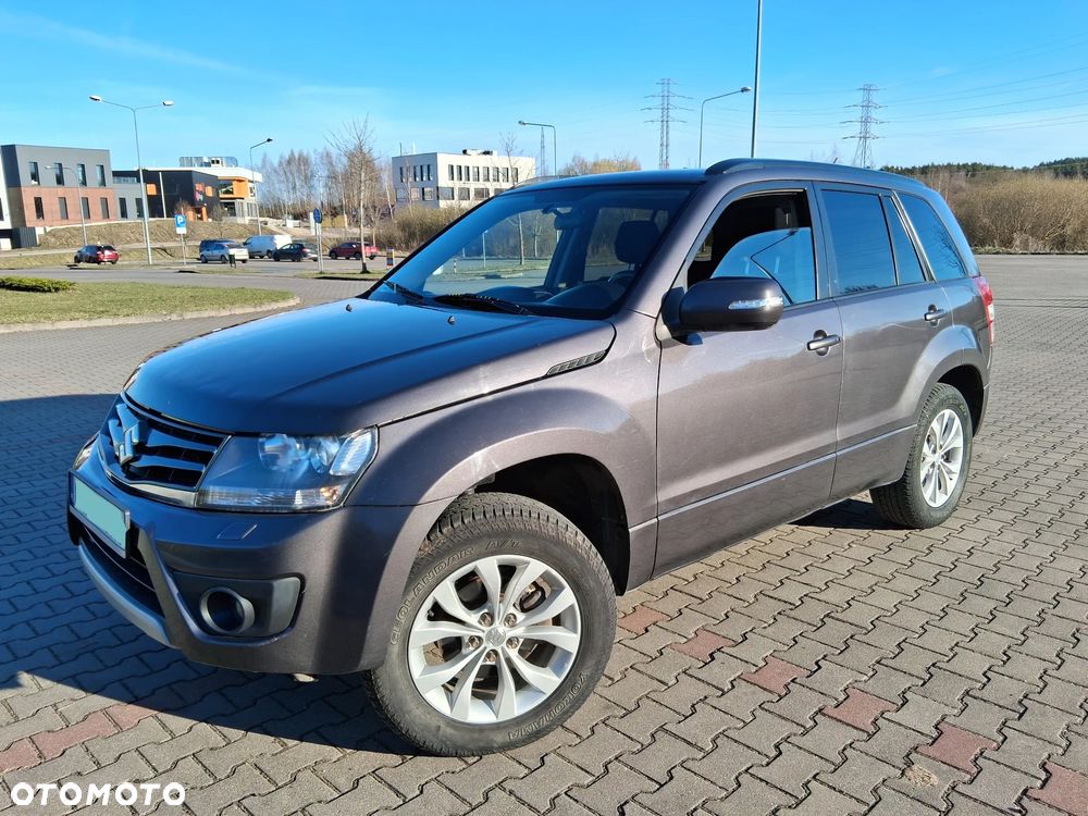 Suzuki Grand Vitara 2.4 De Luxe - 20